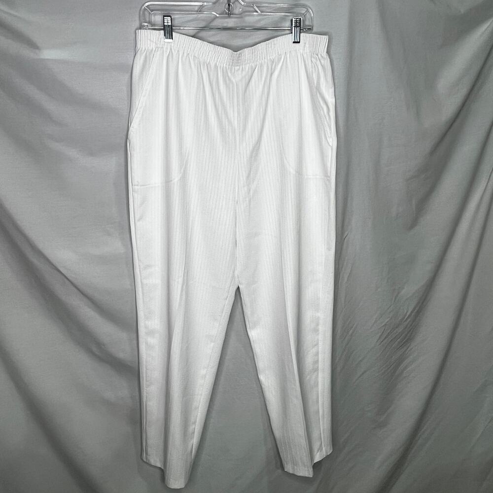 Bend Over White Textured Elastic Waist Pants 14